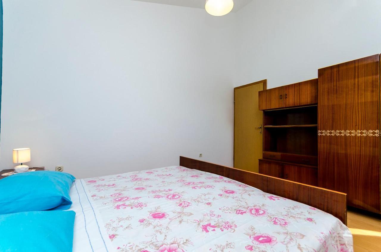 Apartments Milka Slatine Ngoại thất bức ảnh