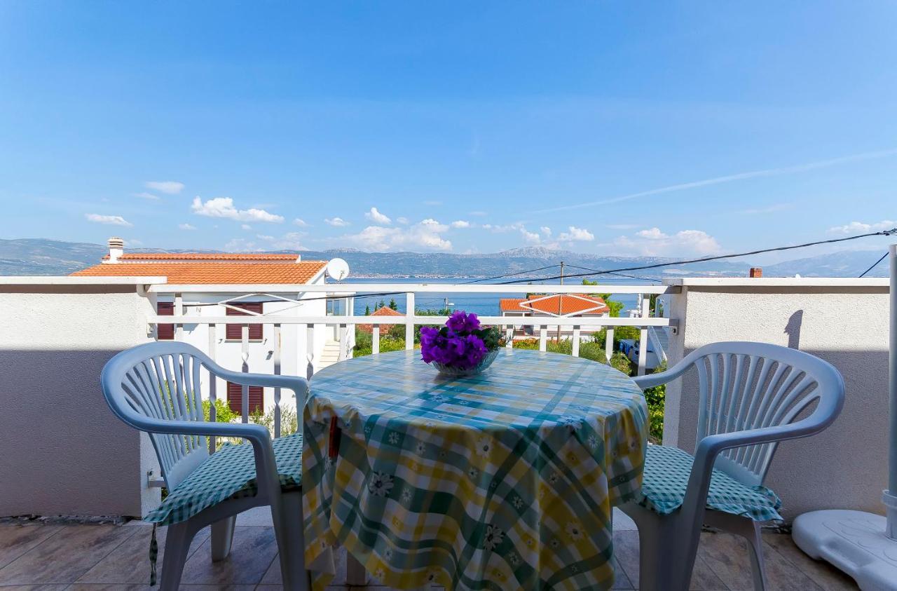 Apartments Milka Slatine Ngoại thất bức ảnh